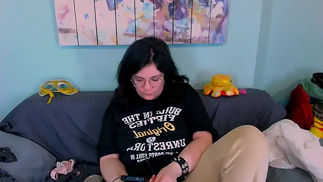 EverlyRays online show from April 25, 7:55 pm