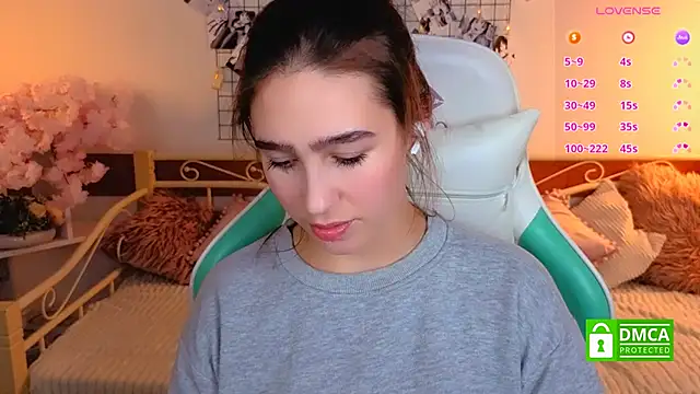  Eliizabeth  online show from February 26, 9:47 pm