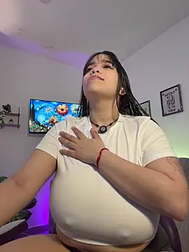 tati reyess online show from March 20, 12:54 pm