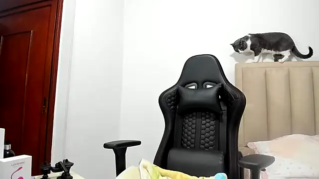 Chloemiller89 online show from November 13, 12:42 am