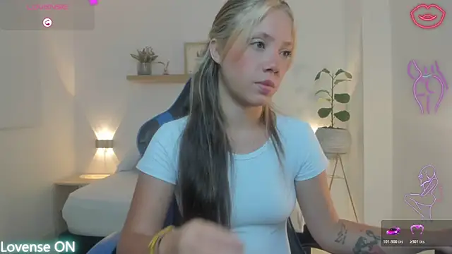 nataly rodri online show from April 28, 1:58 am