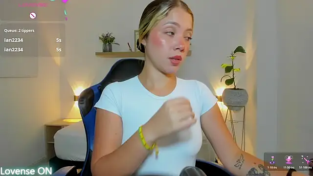 nataly rodri online show from July 21, 7:14 pm