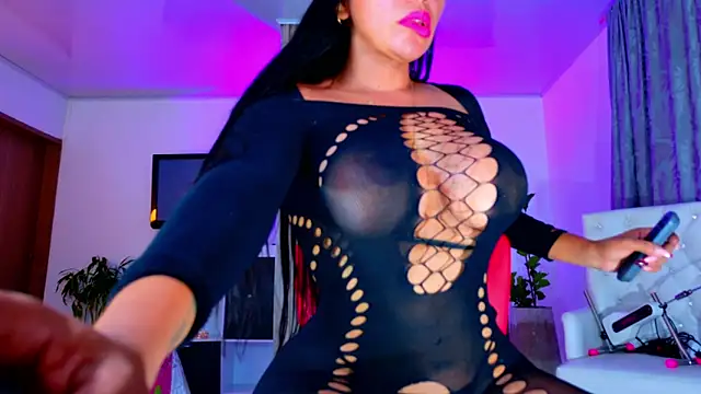 SQUIRT4UMEGAN online show from February 2, 1:37 am