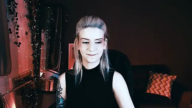 Noah ElmerX online show from October 8, 10:36 pm