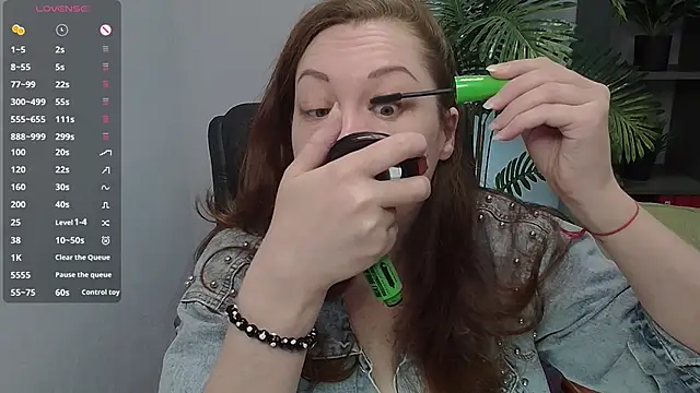 CutieGinger online show from October 30, 8:10 pm