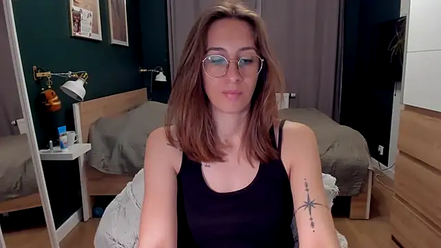 DesireMore90 online show from April 23, 6:43 pm