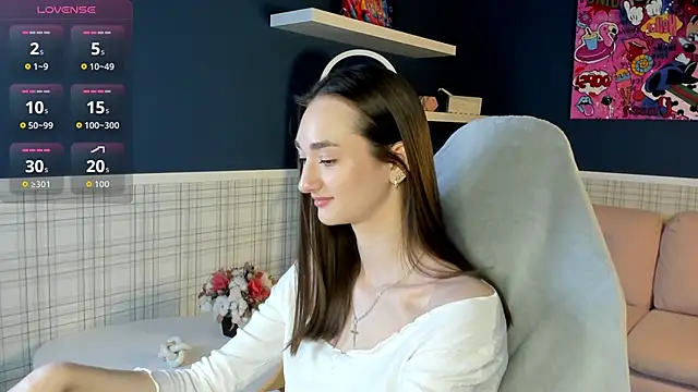 Kelly Powell online show from June 9, 2:22 am
