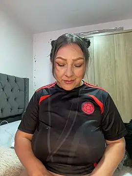 Lady  Pink online show from June 17, 8:43 pm