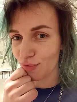 Linda Gregory online show from March 3, 11:55 pm