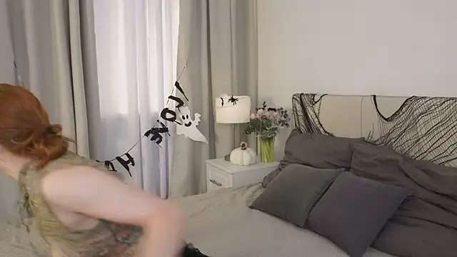 FiaMoor online show from October 29, 6:18 am