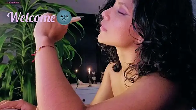 Princess Celta online show from April 25, 2:25 pm