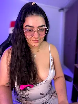 Lia flowers online show from November 30, 3:11 am