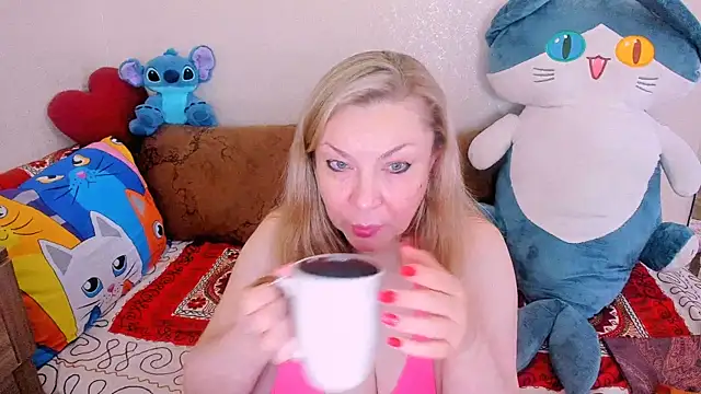 KerryBlareX online show from April 21, 10:33 am