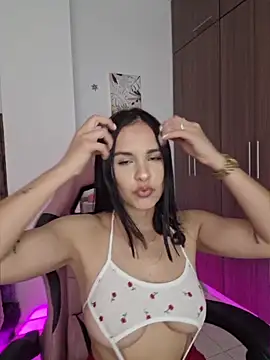 heyshaa online show from June 12, 8:28 pm