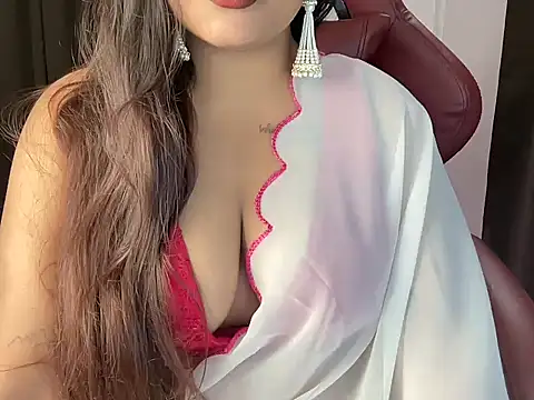 shanayaaa 1 online show from June 25, 7:26 pm