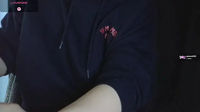 Mia G0ld online show from April 18, 7:07 pm