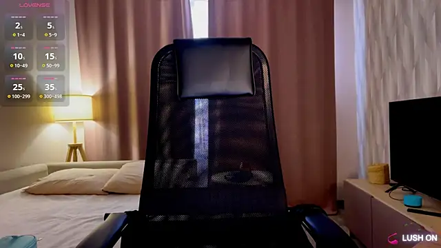 DannaEvan online show from April 18, 1:41 am