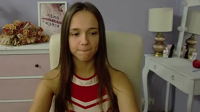 Snapshot of dirtyxEmily chatting on September 22, 6:34 am dirtyxEmily online show from September 22, 6:34 am