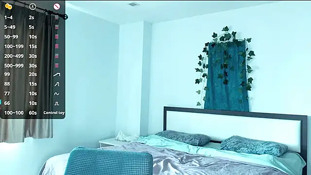 pale skin online show from December 14, 7:36 am