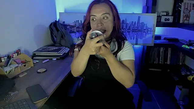 Redwidow   online show from May 5, 3:53 am
