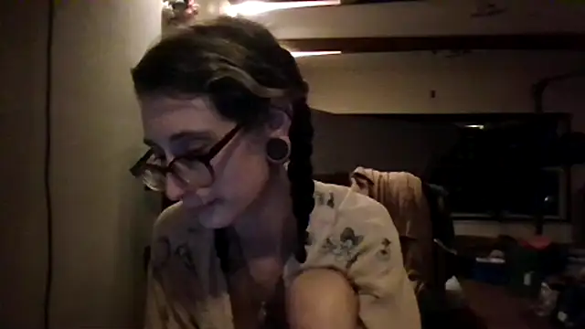 RavenRain888 online show from February 28, 6:13 am