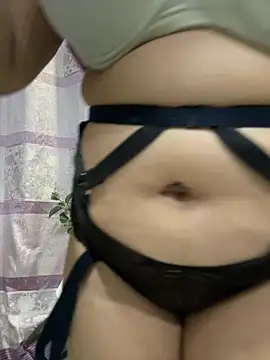 Beautiful Mou online show from March 1, 9:36 pm