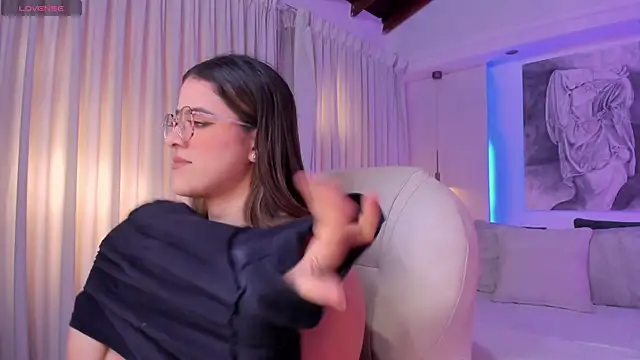 nathalie rivers online show from April 23, 12:29 pm