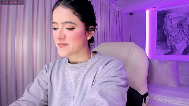 nathalie rivers online show from November 28, 11:46 am