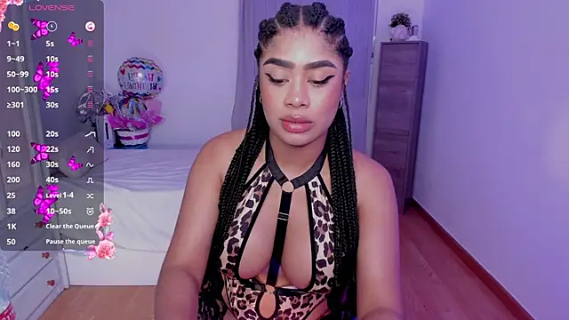 Snapshot of briana_walker chatting on September 20, 6:28 pm briana walker online show from September 20, 6:28 pm