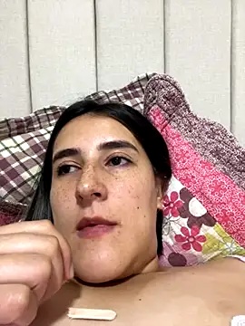 Snapshot of Hanna86 chatting on September 27, 12:51 am Hanna86 online show from September 27, 12:51 am