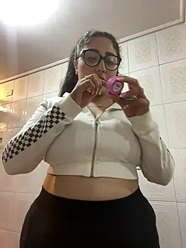 croftsmila online show from April 14, 11:38 pm