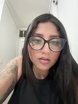 Snapshot of croftsmila chatting on October 14, 11:29 pm croftsmila online show from October 14, 11:29 pm