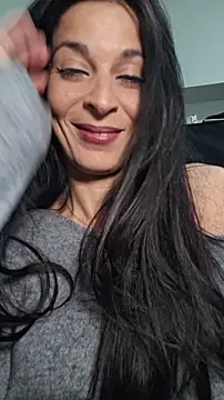 patatinahot87 online show from April 23, 2:52 pm