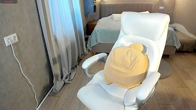 Your Wet Desire online show from February 26, 6:56 am