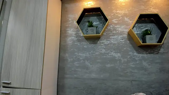 Mhelanny2 online show from April 19, 7:27 pm