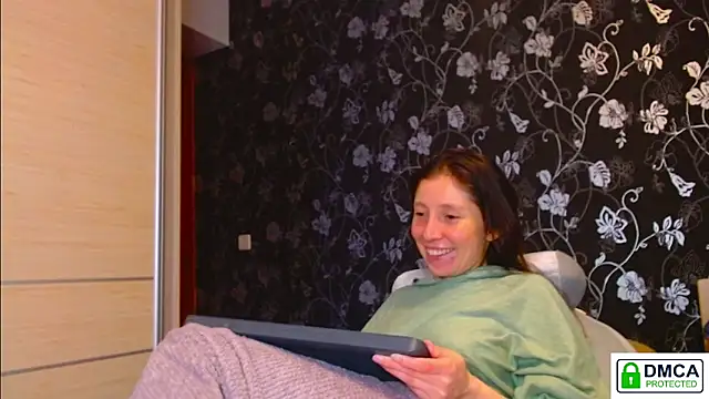 Sophi Cute online show from February 6, 2:20 pm