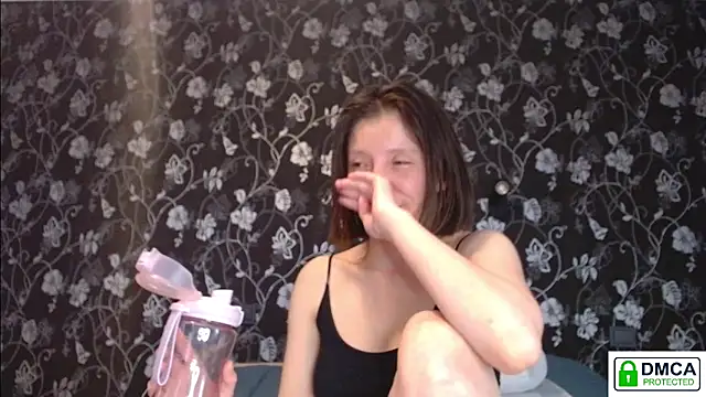 Sophi Cute online show from June 4, 3:27 pm