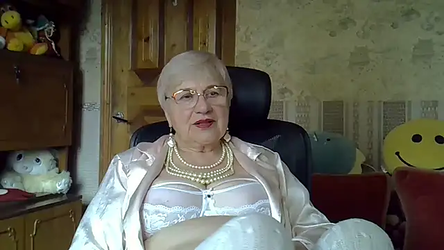 SweetCherry27 online show from April 26, 2:04 pm