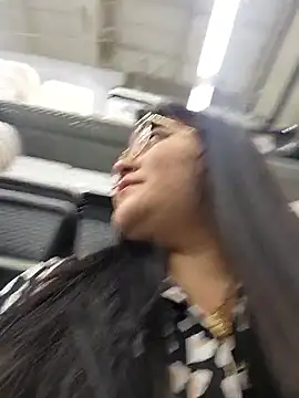 Sakura 0505 online show from April 19, 9:39 pm