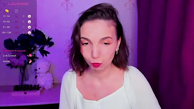 KindHazelHere  online show from March 5, 10:16 pm