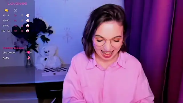 KindHazelHere  online show from January 9, 12:15 am