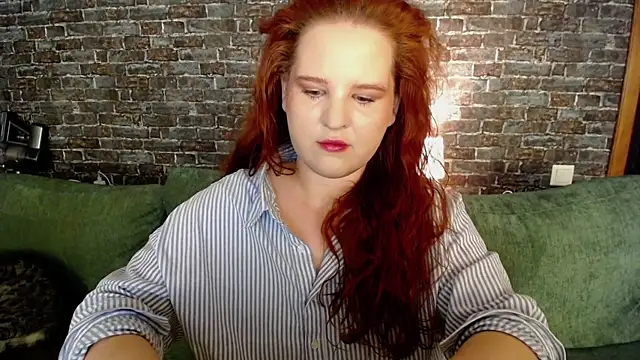 FlowerOfFreedom  online show from December 15, 6:07 am