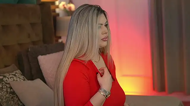 SophieBoobsX online show from February 22, 7:20 am