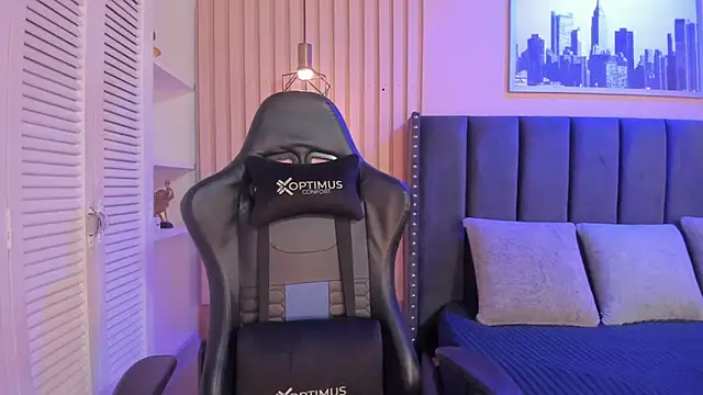 ashlye miller  online show from September 18, 4:33 am