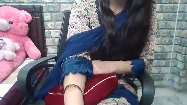 Sexy iknoor online show from February 11, 9:11 am