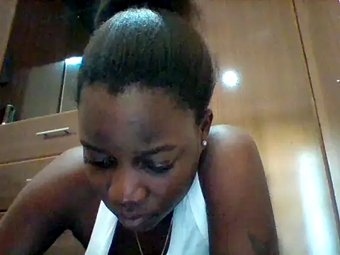 Alessandrajenna online show from April 23, 11:06 am