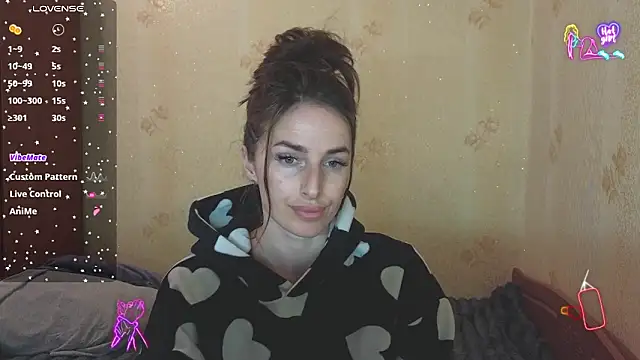 xx adrihanna xx online show from April 26, 4:16 pm