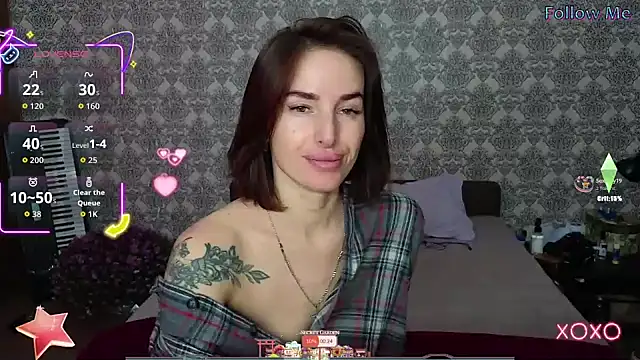 xx adrihanna xx online show from October 22, 7:02 am