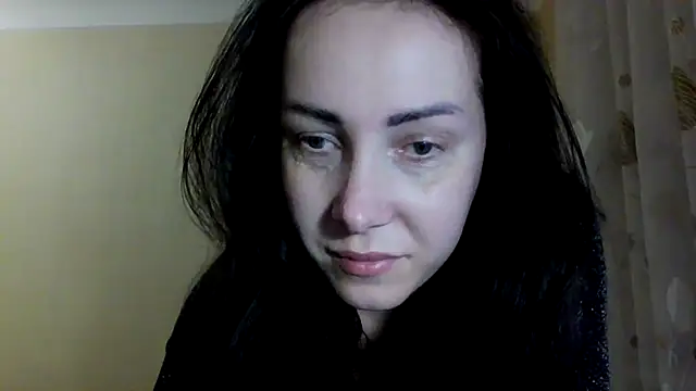 Wild Bitch69 online show from May 10, 9:17 pm