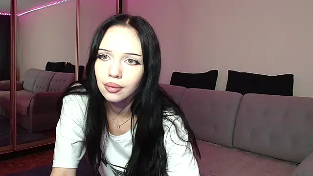Snapshot of KathrineBerry chatting on September 27, 5:47 am KathrineBerry online show from September 27, 5:47 am